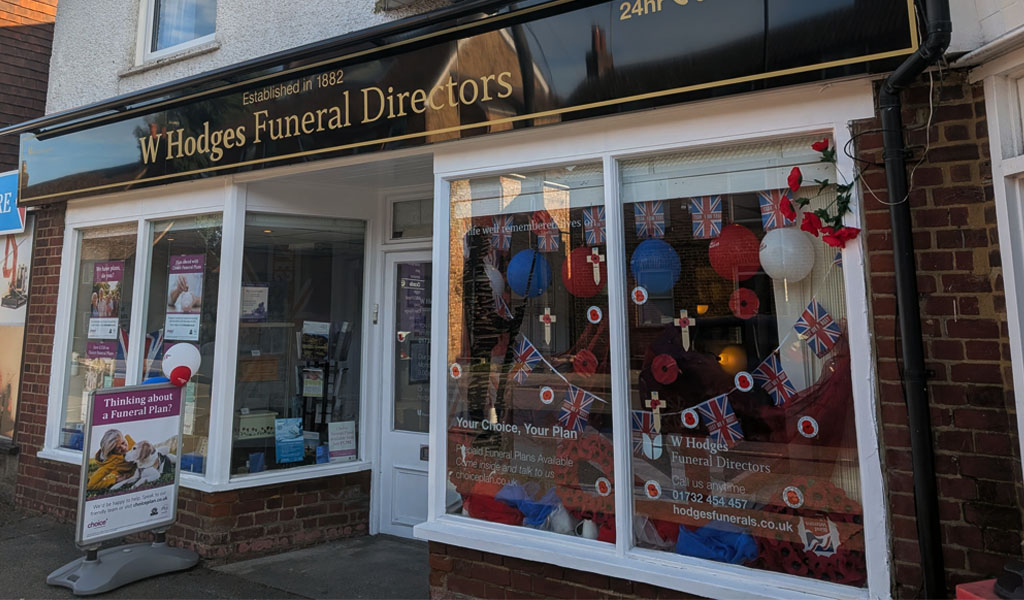 W Hodges Funeral Directors Remembrance Window Display.